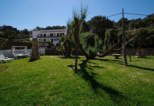 Chalet in Cala Sant Vicenç - Villa Cala Clara